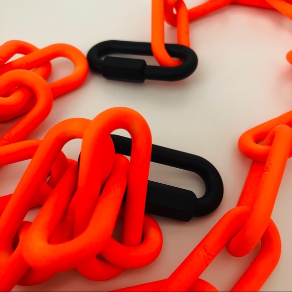 Louis Vuitton SS19 Chain Belt - Picture 3 of 3